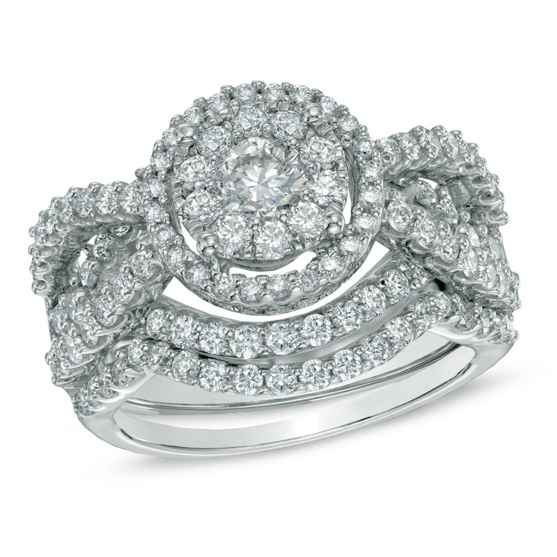 Previously Owned - 2 CT. T.W. Diamond Cluster Bridal Set in 14K White Gold