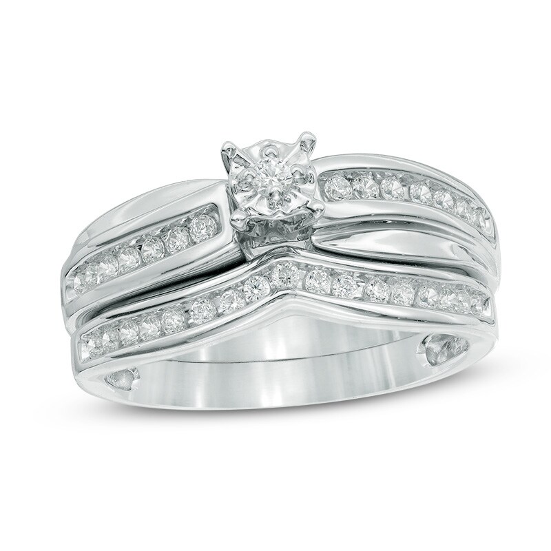 Main Image 1 of Previously Owned - 1/4 CT. T.W. Diamond Chevron Bridal Set in Sterling Silver