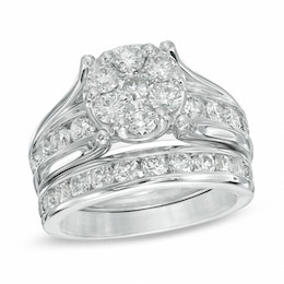 Previously Owned - 2-1/2 CT. T.W. Diamond Cluster Bridal Set in 14K White Gold