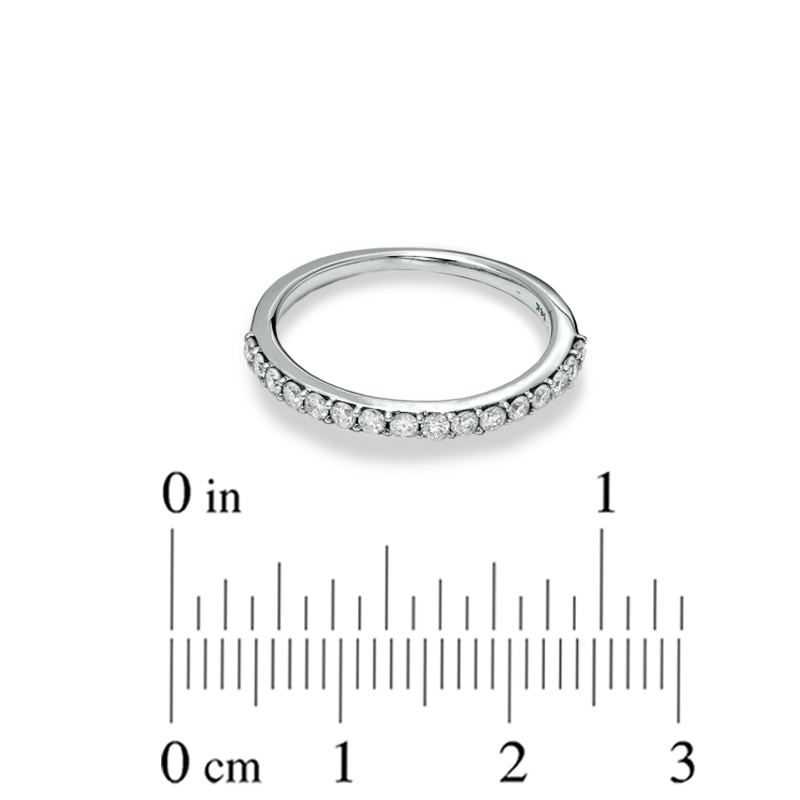 Previously Owned - Ladies' 1/3 CT. T.W. Diamond Wedding Band in 14K White Gold
