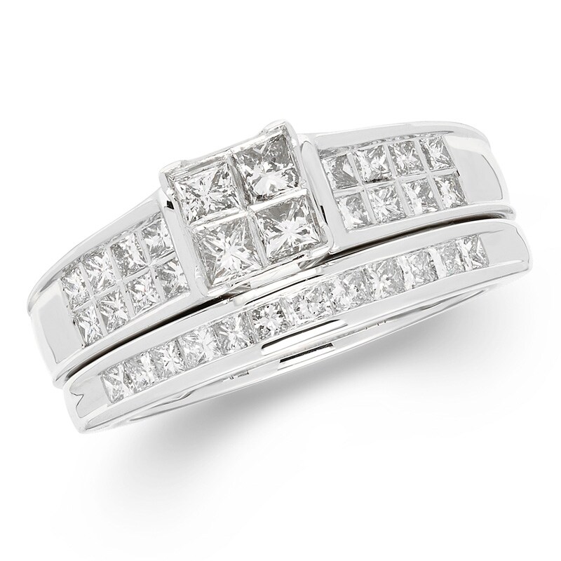 Previously Owned - 1 CT. T.W. Quad Princess-Cut Diamond Frame Bridal Set in 14K White Gold (I/I1)