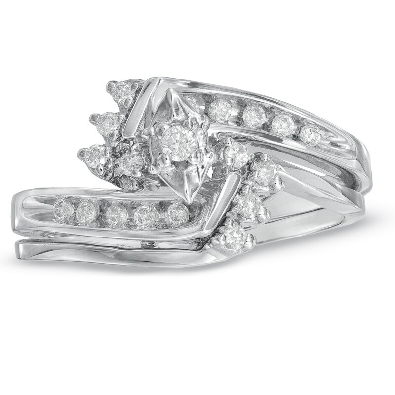 Main Image 1 of Previously Owned - 1/4 CT. T.W. Diamond Bridal Set in 10K White Gold