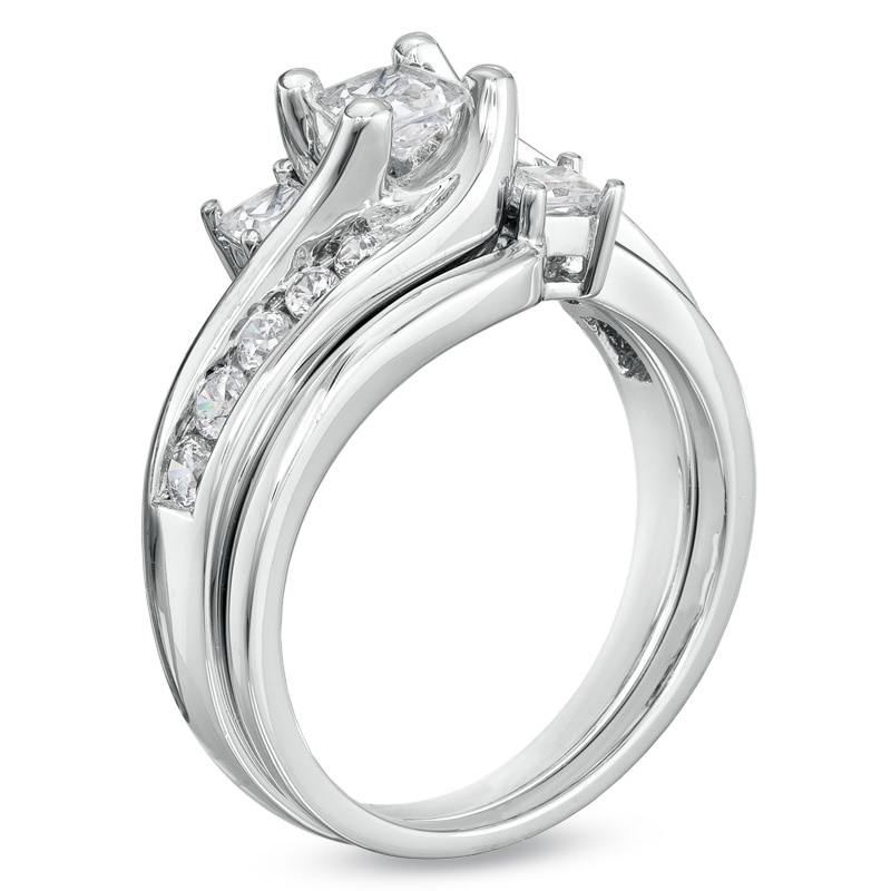 Main Image 2 of Previously Owned 1 CT. T.W. Princess-Cut Diamond Three Stone Soldered Bridal Set in 14K White Gold