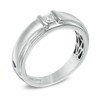 Thumbnail Image 2 of Previously Owned - Vera Wang Men's 1/6 CT. Diamond Solitaire Wedding Band in 14K White Gold