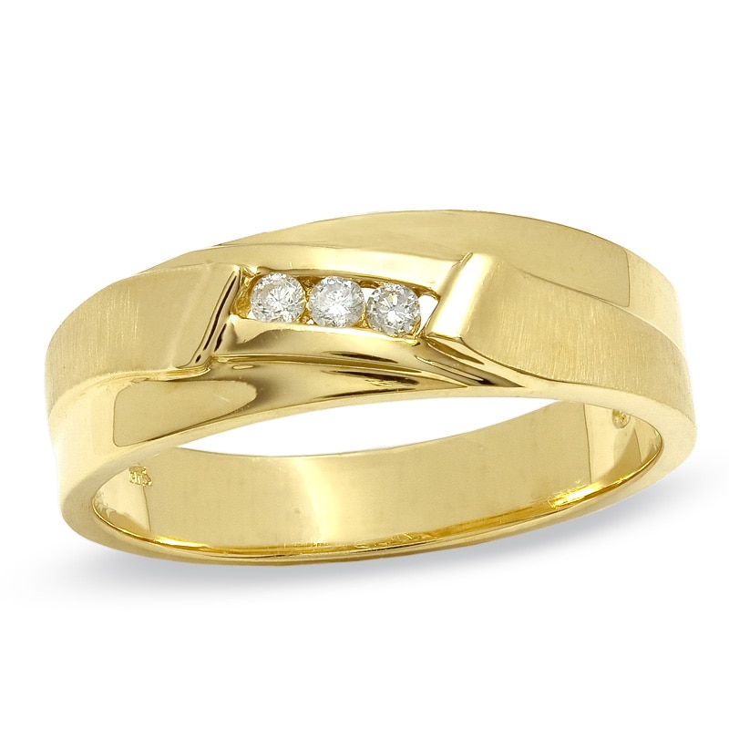 Previously Owned - Men's 1/10 CT. T.W. Diamond Wedding Band in 14K Gold