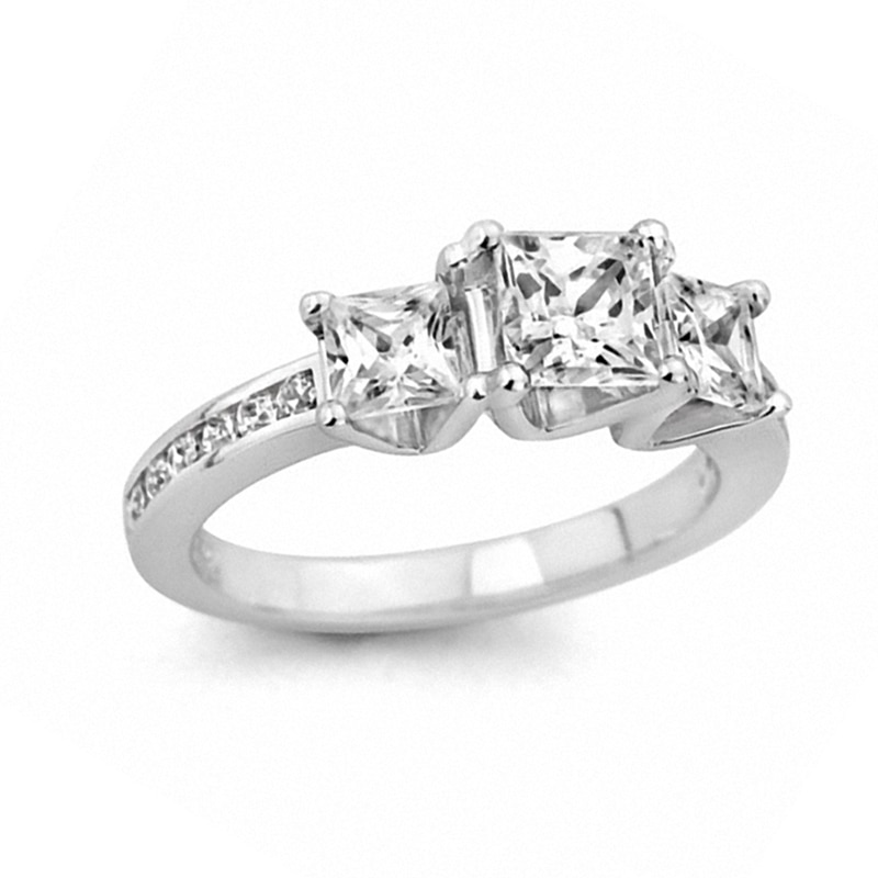 Previously Owned - 1-1/4 CT. T.W. Princess-Cut Diamond Three Stone Ring in 14K White Gold