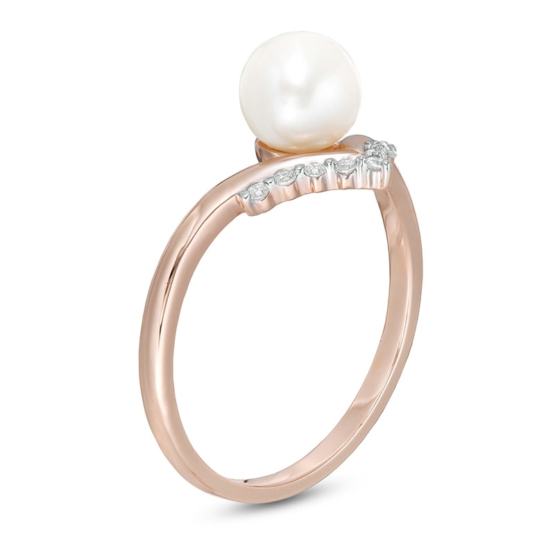 Main Image 3 of Previously Owned-6.0mm Freshwater Cultured Pearl and 1/20 CT. T.W. Diamond Chevron Ring in 10K Rose Gold