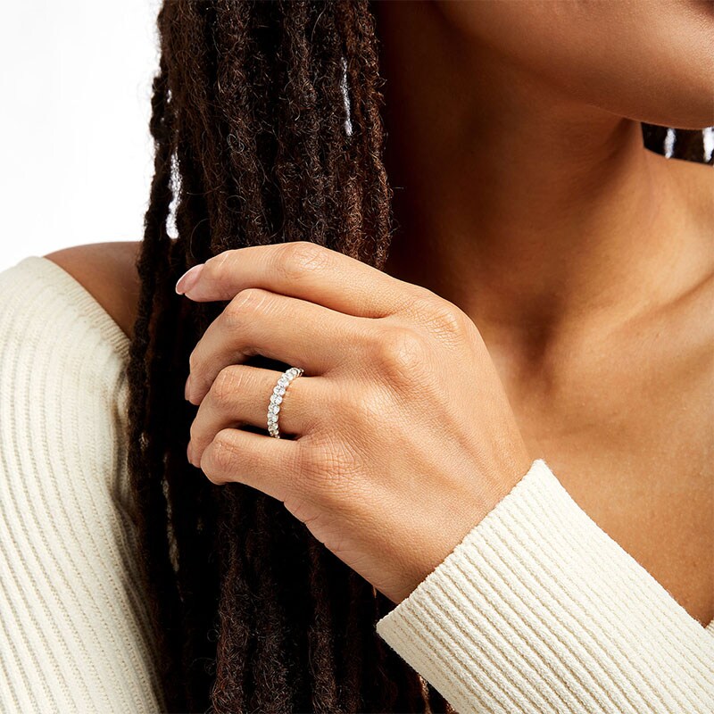 Main Image 2 of Previously Owned - 1-1/4 CT. T.W. Oval Diamond Band in 14K White Gold (I/SI2)